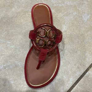 Tory Burch Metal Miller Nat Suede Sandal.